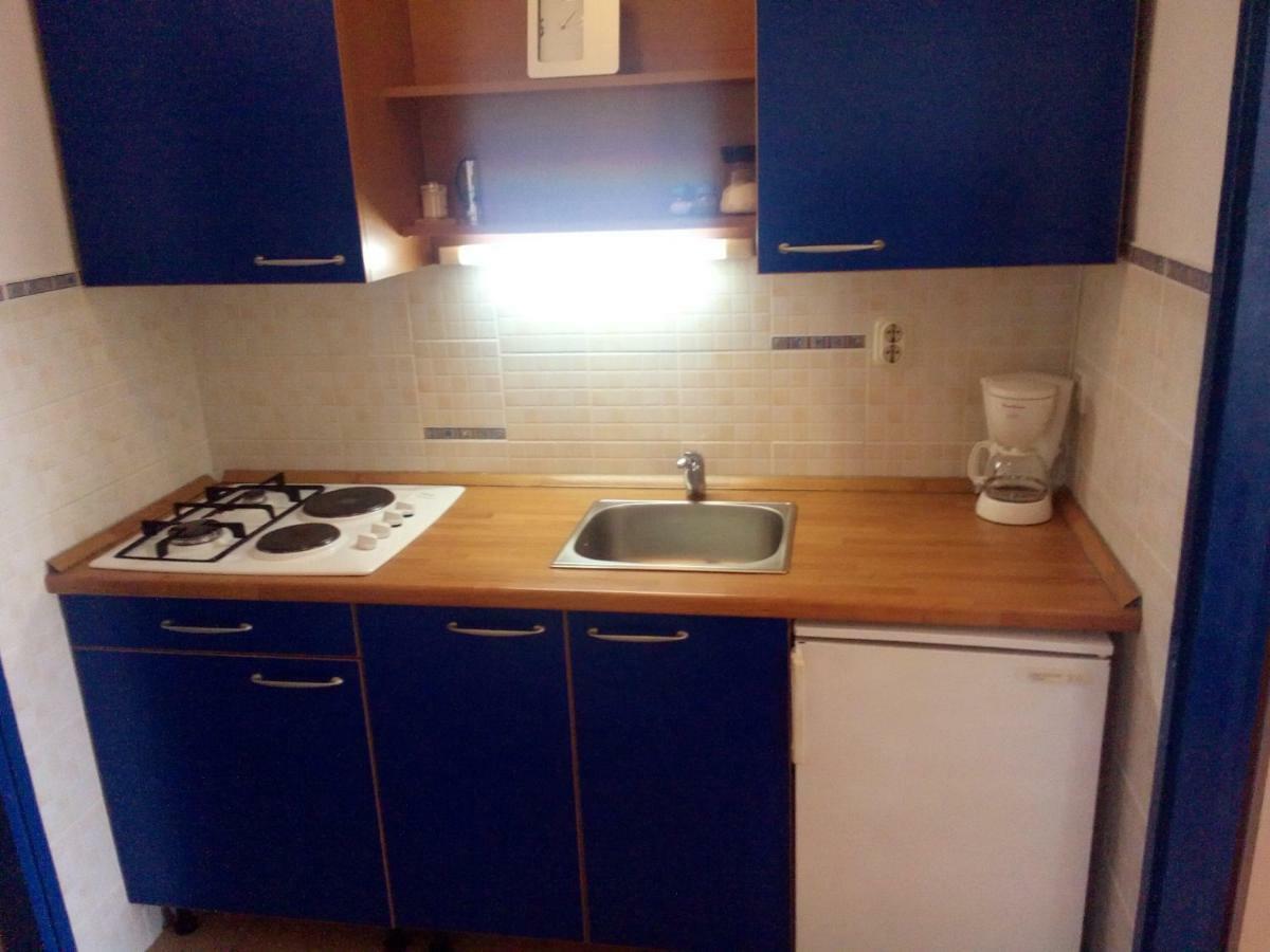 Apartman "Tatjana" 제제라 외부 사진